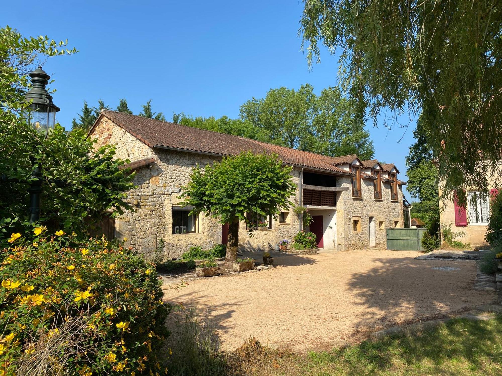 Villa Sfeervol Vakantiehuis Op Landgoed Aan De Dordogne Prudhomat Exterior foto